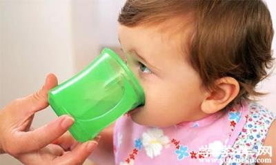 寶寶咳嗽有痰怎么辦 寶寶咳痰護理措施