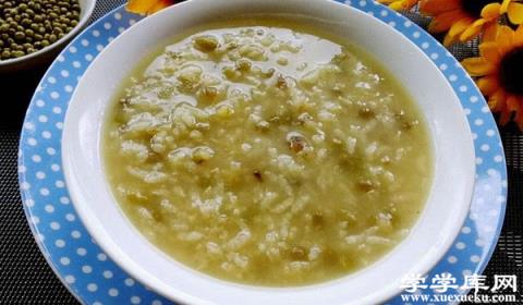 利尿的食物 吃什么食物有利于排尿