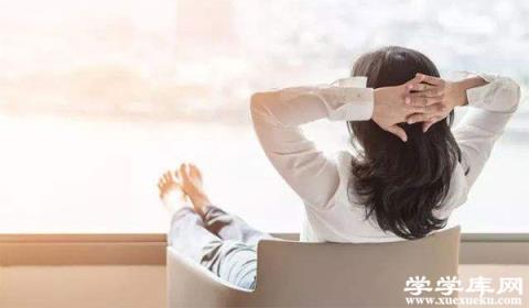 早上起床口苦是什么原因 晨起口苦如何調理改善